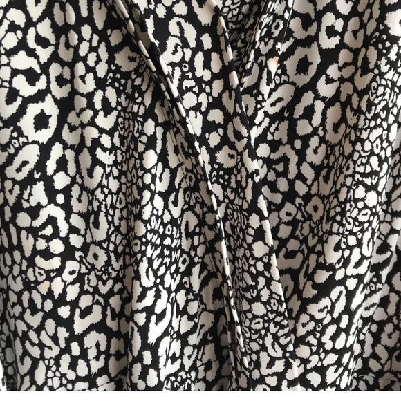 Liz Claiborne Animal Print Wrap Dress Size 1X Jersey 3/4 Sleeves Knee Length - Picture 3 of 16